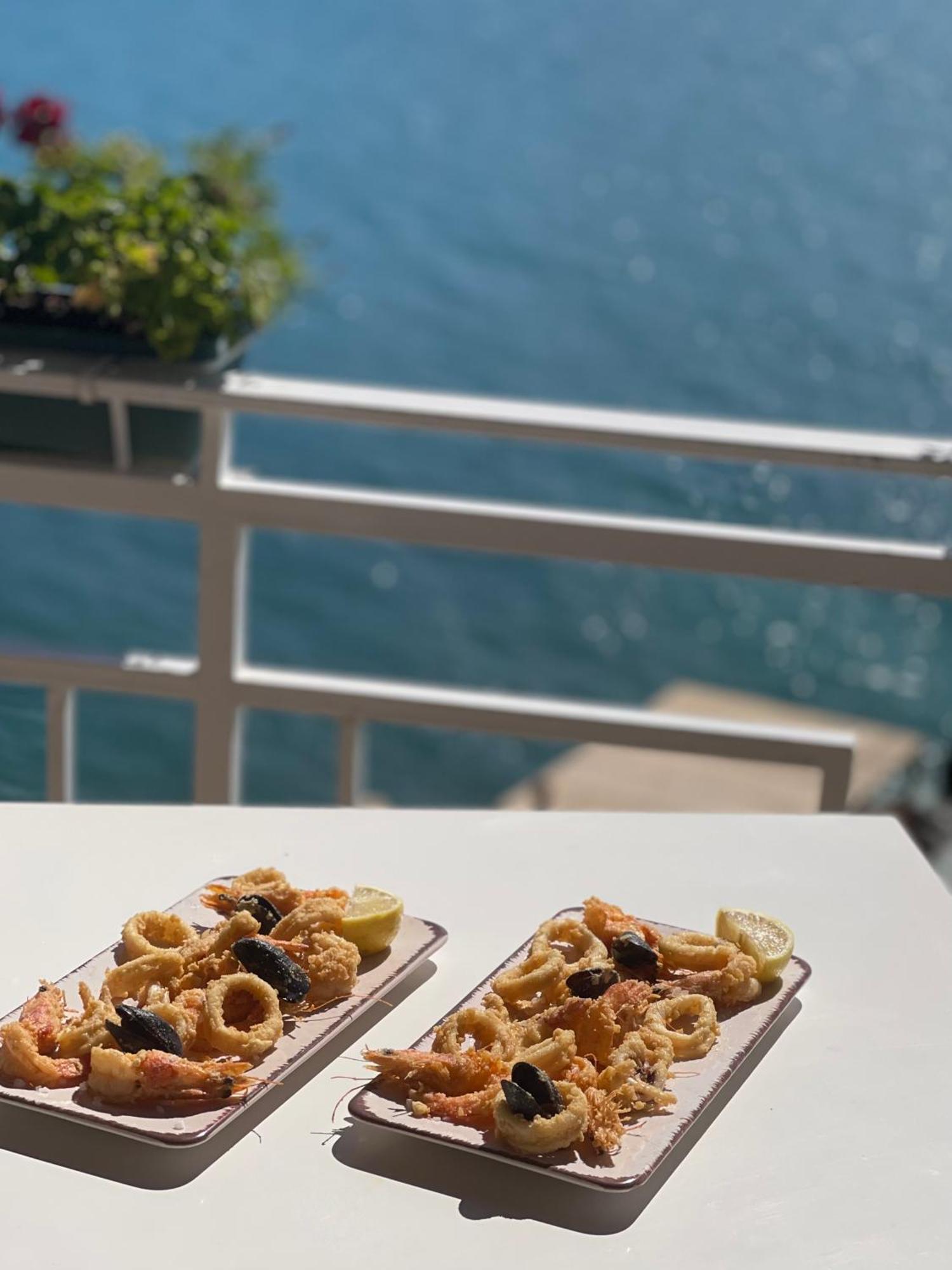 Envi Hotel Vlorë エクステリア 写真