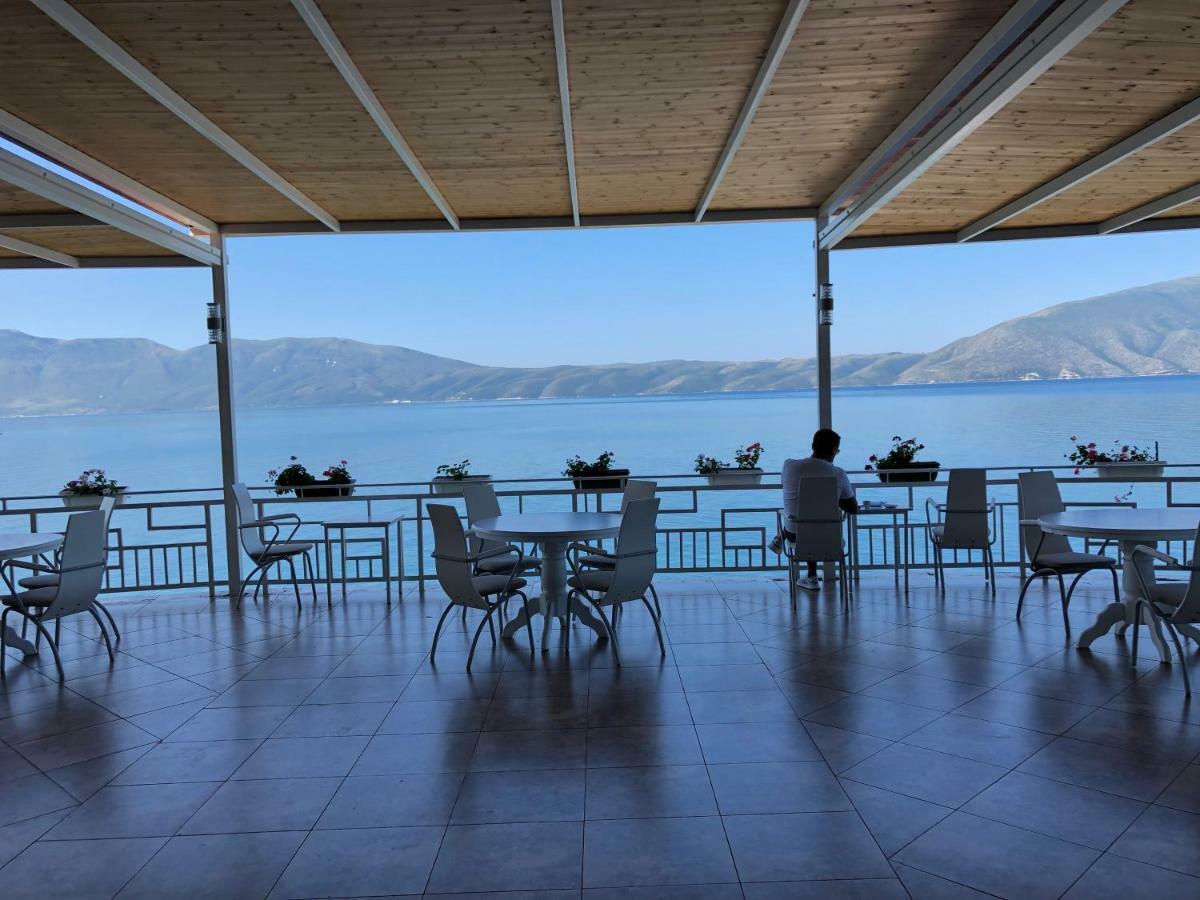 Envi Hotel Vlorë エクステリア 写真